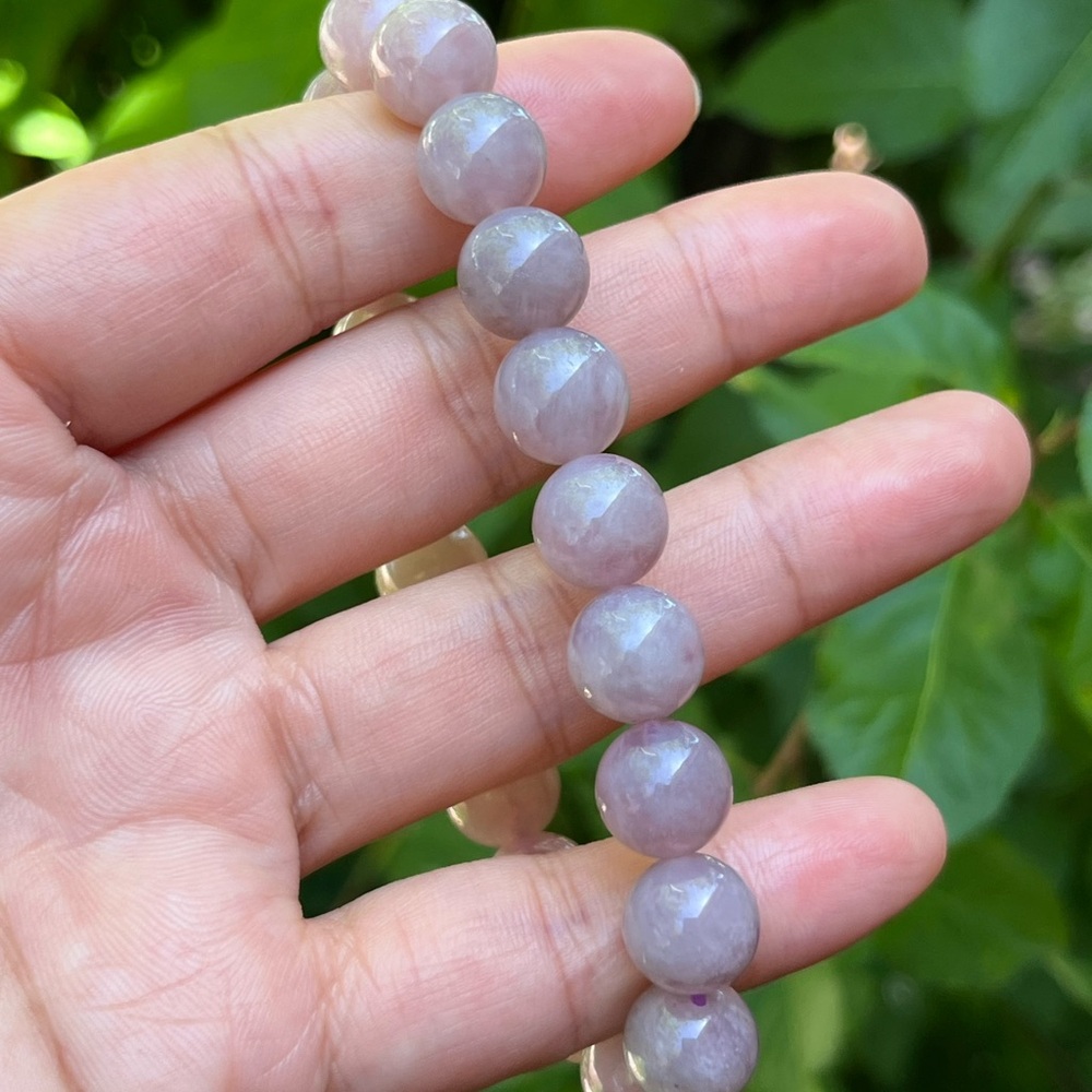 10.5mm stretchable purple rose quartz bracelet - Picture 5 of 8